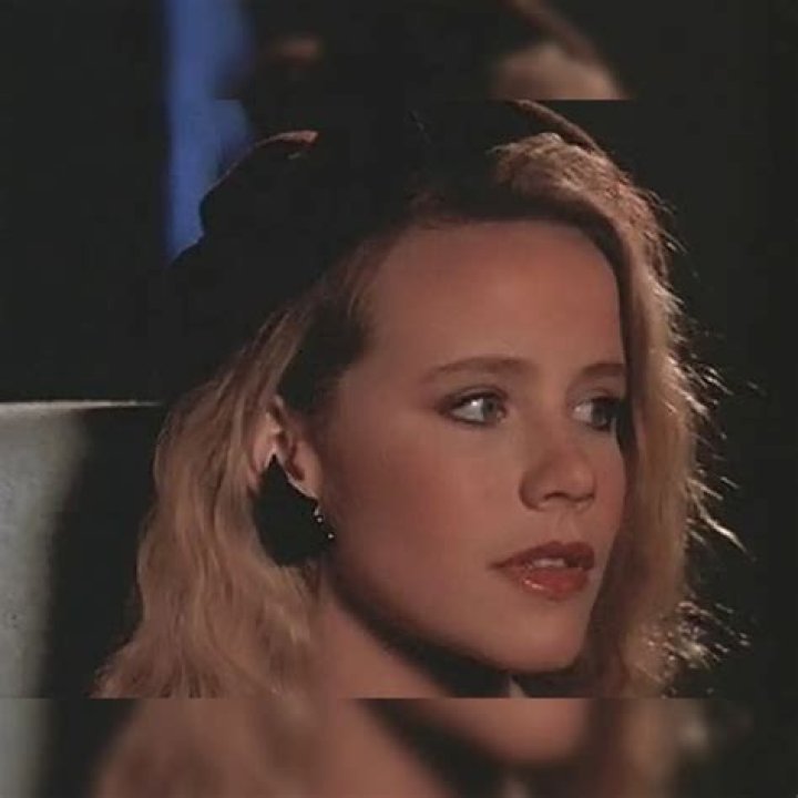 Amanda Peterson Biography, Age, Height, Husband, Net Worth, Family