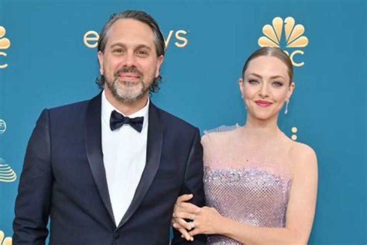 Amanda Seyfried Biography, Age, Height, Husband, Net Worth, Family
