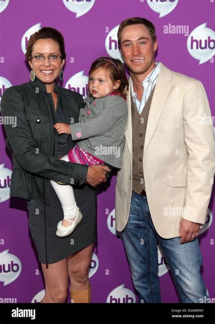 Arianne Zucker Biography, Age, Height, Husband, Net Worth, Family