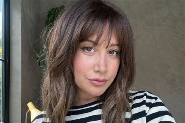 Ashley Tisdale Biography, Age, Height, Husband, Net Worth, Family