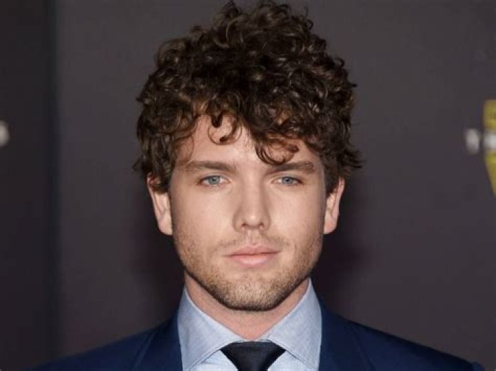 Austin Swift Biography, Age, Height, Wife, Net Worth, Family