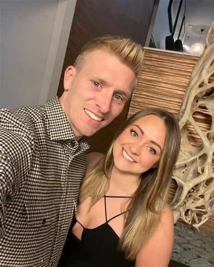 Ben Mee Biography, Age, Height, Wife, Net Worth, Family