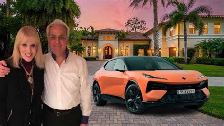 Benny Hinn Biography, Age, Height, Wife, Net Worth, Family