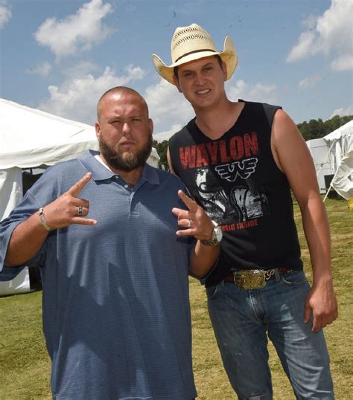 Big Smo Biography, Age, Height, Wife, Net Worth, Family