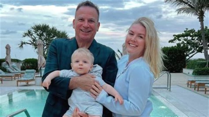 Charles Phillips biografía, edad, altura, esposo, net worth, familia