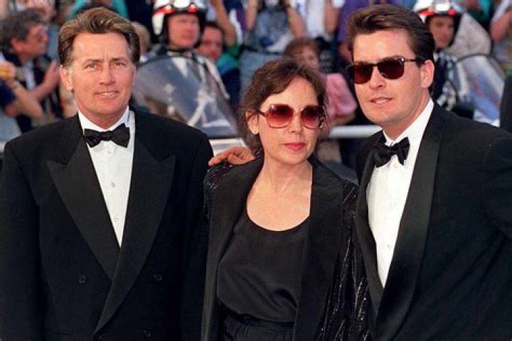 Charlie Sheen Biography, Age, Height, Wife, Net Worth, Family
