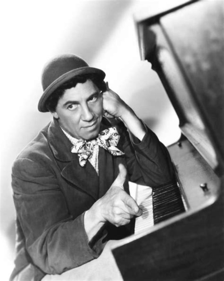 Chico Marx Biography, Age, Height, Wife, Net Worth, Family
