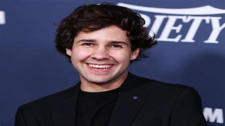 David Dobrik Biography, Age, Height, Wife, Net Worth, Family
