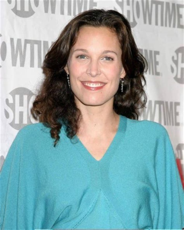 Erin Daniels Biography, Age, Height, Husband, Net Worth, Family