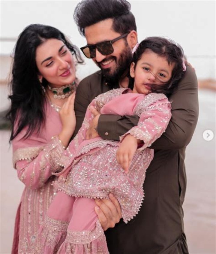 Falak Shabir Biography, Age, Height, Wife, Net Worth, Family