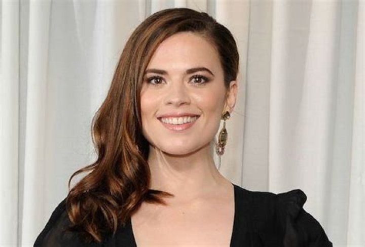 Hayley Atwell Biography, Age, Height, Husband, Net Worth, Family