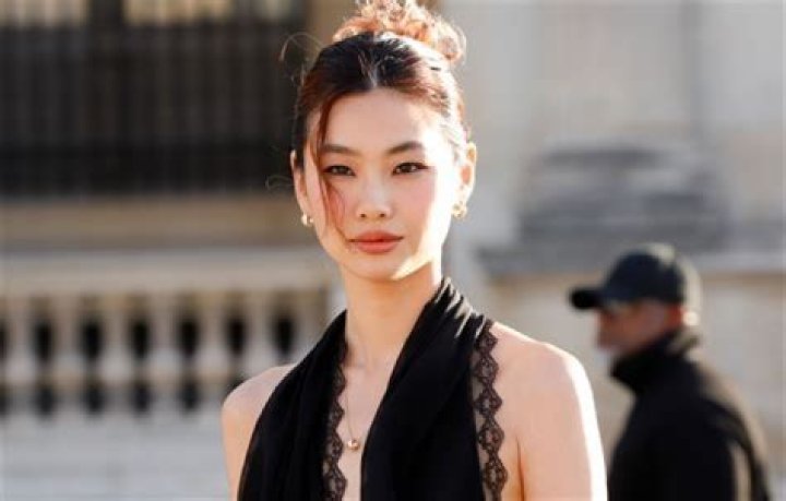 HoYeon Jung Biography, Age, Height, Husband, Net Worth, Family