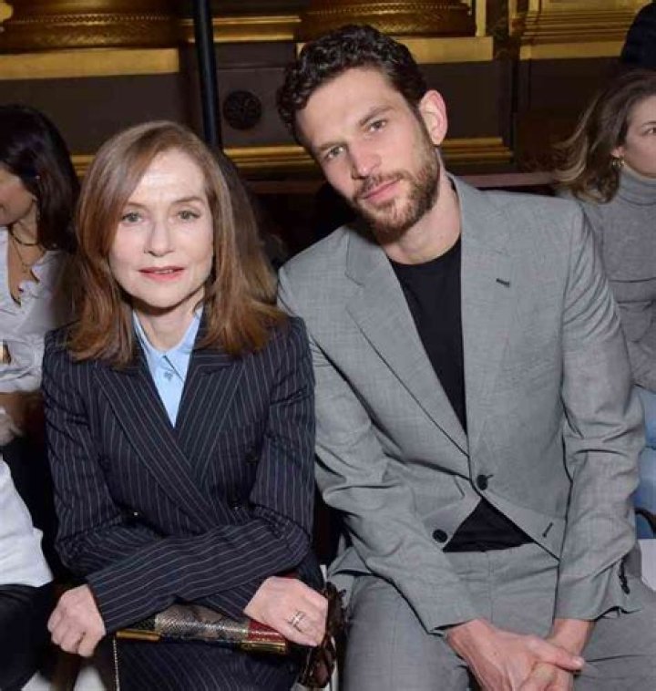 Isabelle Huppert Biography, Age, Height, Husband, Net Worth, Family