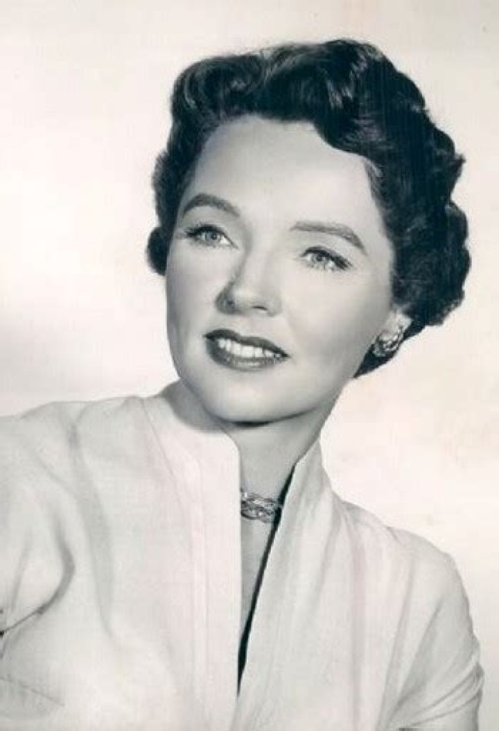 Jane Wyatt Biography, Age, Height, Husband, Net Worth, Family