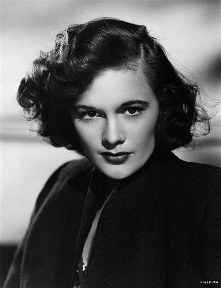 Jean Hagen Biography, Age, Height, Husband, Net Worth, Family