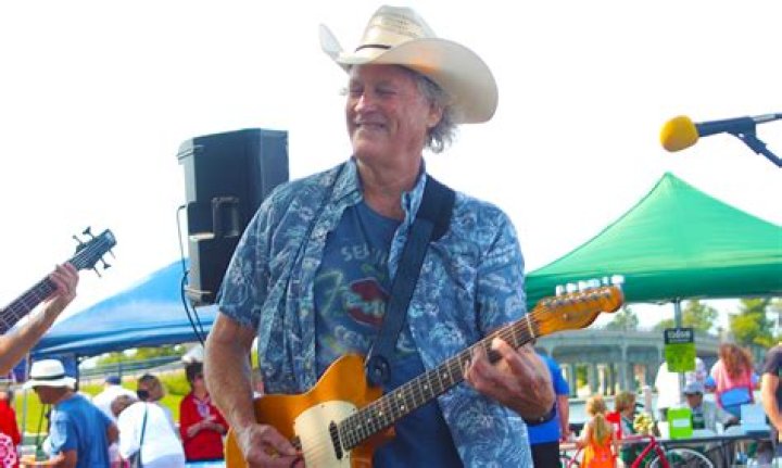 Jim Turner (singer) Biography, Age, Height, Wife, Net Worth and Family
