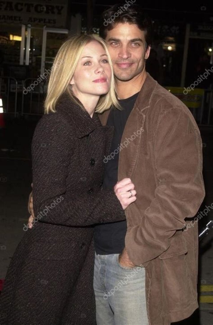 Johnathon Schaech biografía, edad, altura, esposo, net worth, familia