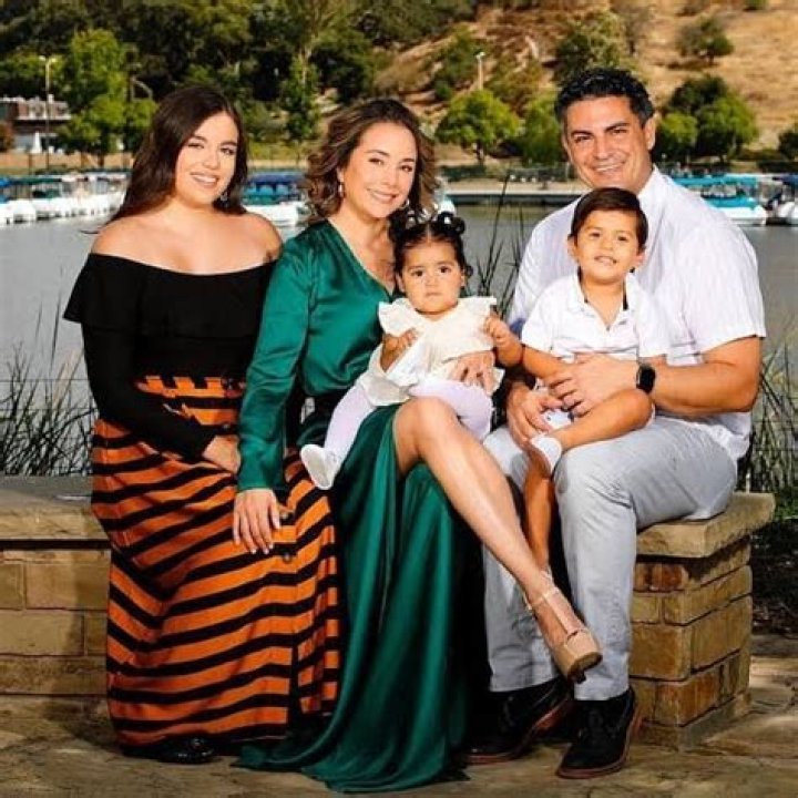 Karyme Lozano biografía, edad, altura, esposa, net worth, familia