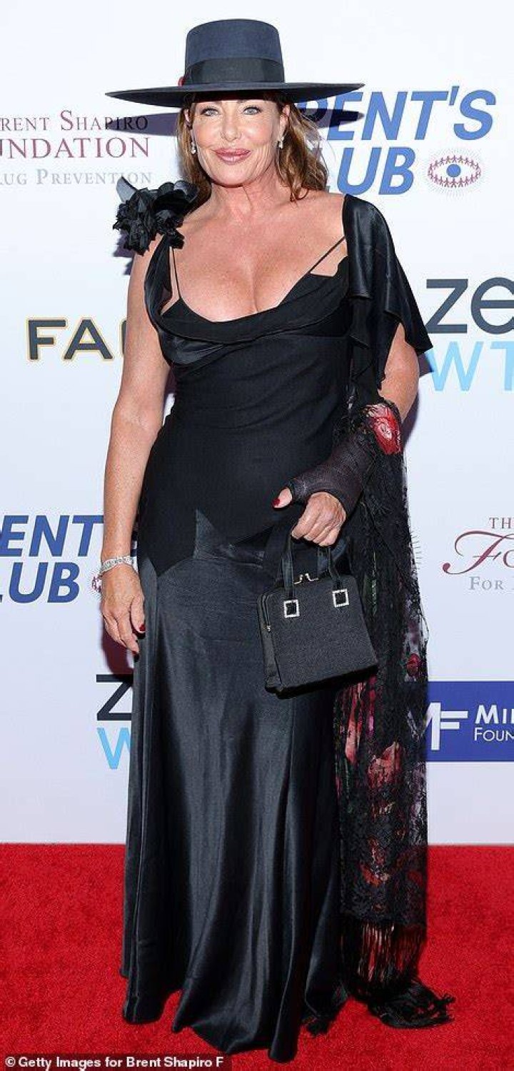 Kelly LeBrock Biography, Age, Height, Husband, Net Worth, Family