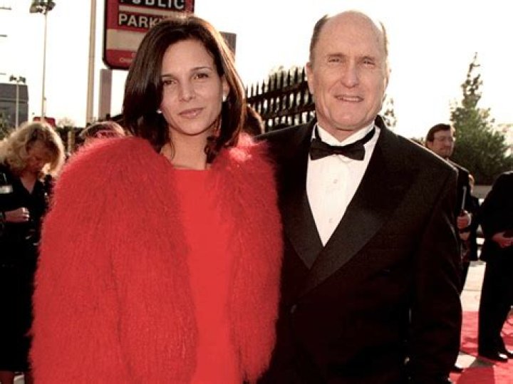 Luciana Pedraza biografía, edad, altura, esposa, net worth, familia