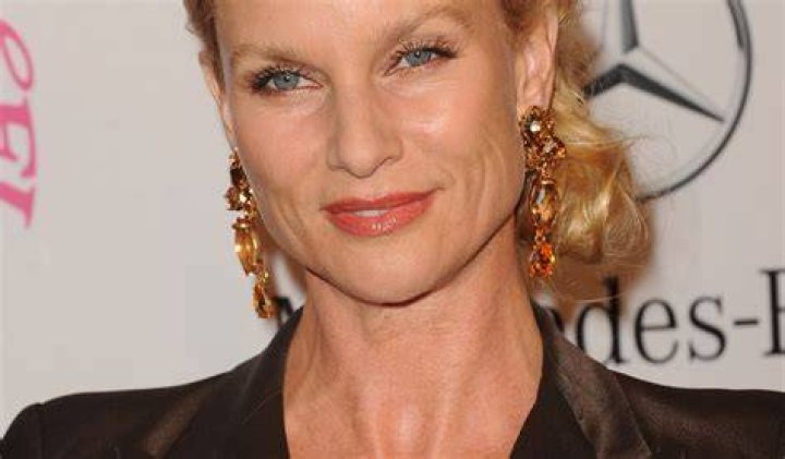 Nicollette Sheridan Biography, Age, Height, Husband, Net Worth, Family