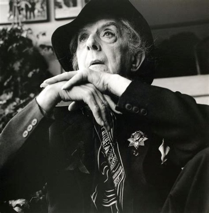 Quentin Crisp Biography, Age, Height, Wife, Net Worth, Family