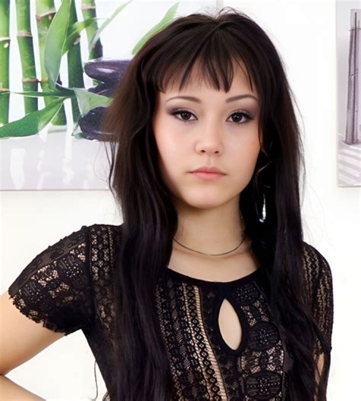 Sandra Zee Biography, Age, Height, Husband, Net Worth, Family