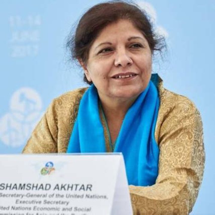 Shamshad Akhtar Biography, Age, Height, Husband, Net Worth, Family