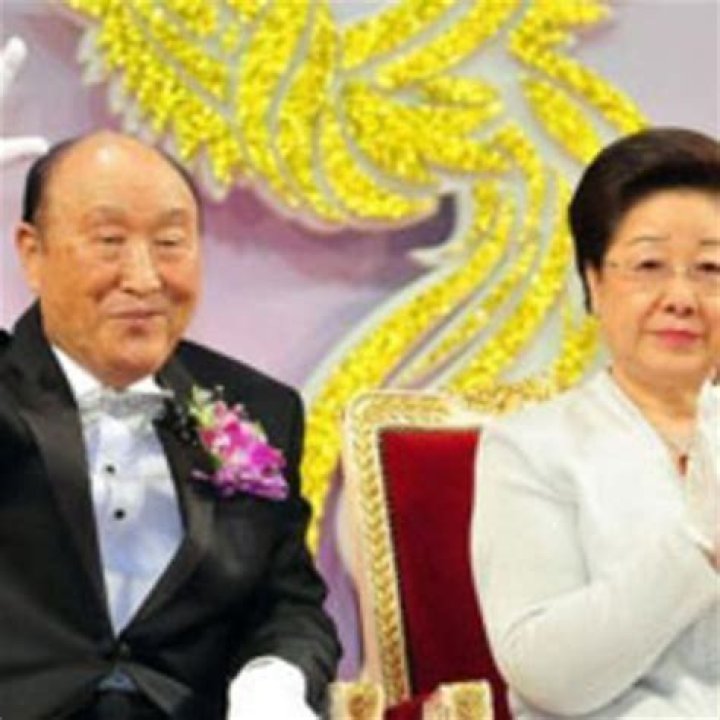 Sun Myung Moon Biography, Age, Height, Wife, Net Worth, Family