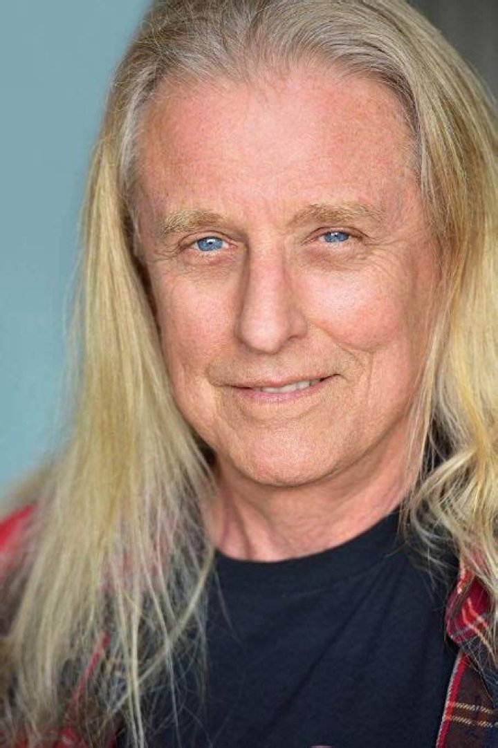 Ted Le Plat Biography, Age, Height, Wife, Net Worth, Family