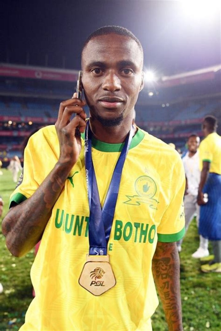 Thembinkosi Lorch Biography, Age, Height, Wife, Net Worth, Family