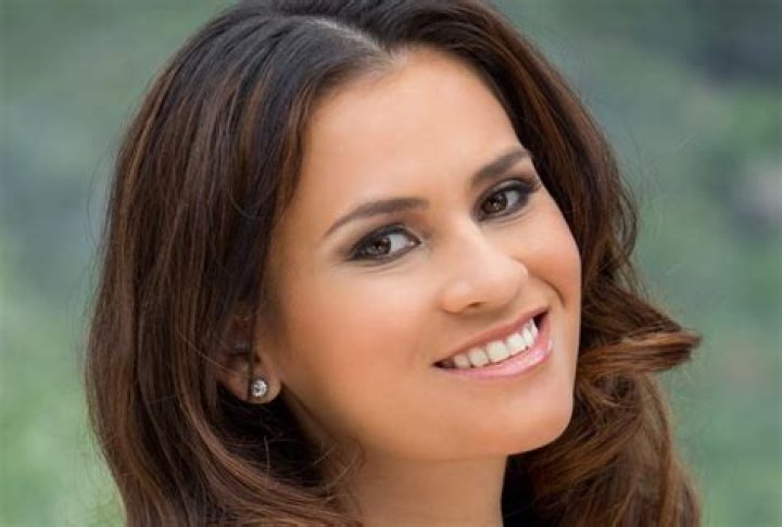 Vanessa Veracruz Biography, Age, Height, Husband, Net Worth, Family