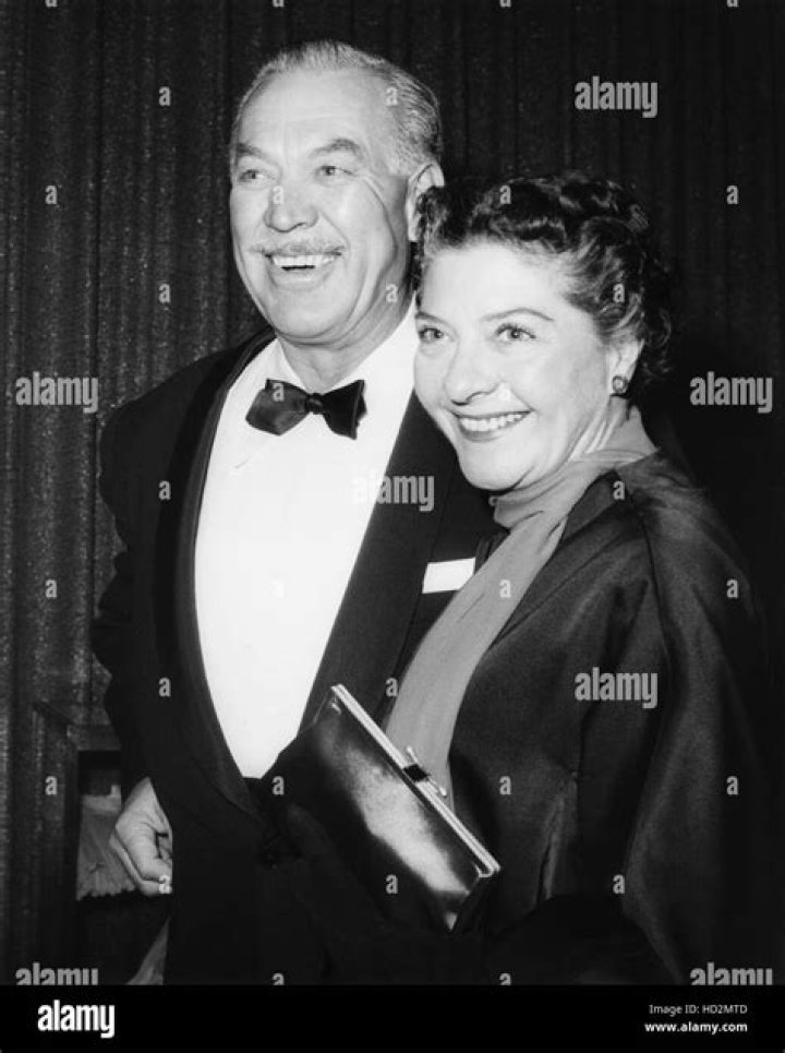 Ward Bond Biography, Age, Height, Wife, Net Worth, Family