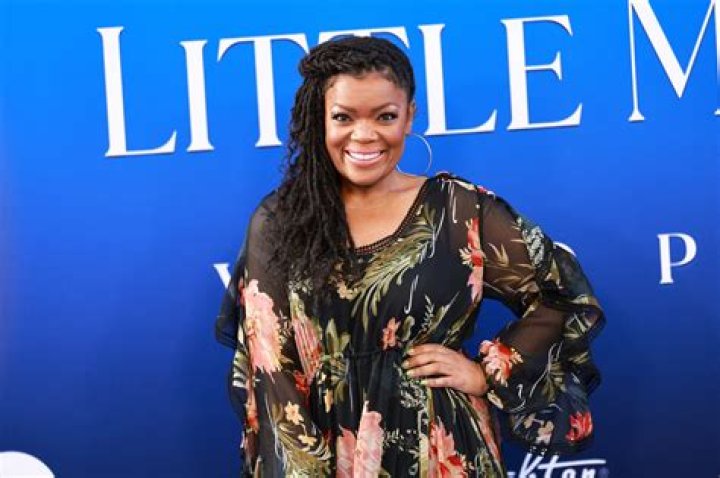 Yvette Nicole Brown Biography, Age, Height, Husband, Net Worth, Family